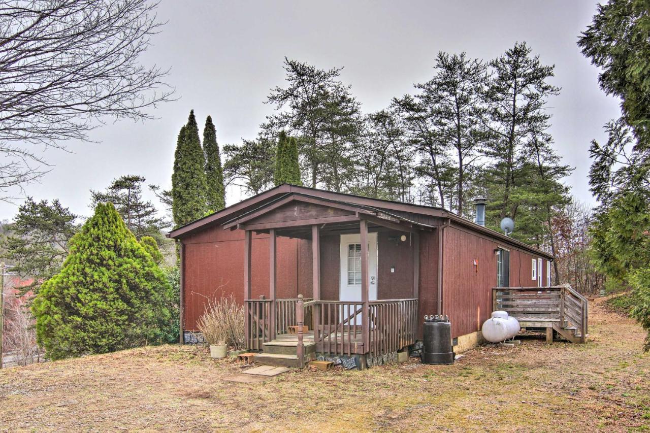 Cozy Asheville Cottage With Grill And Fire Pit! Extérieur photo