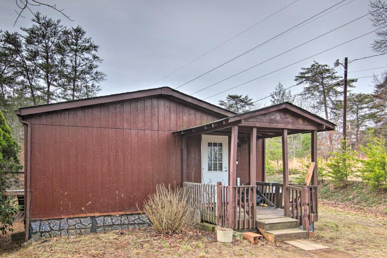 Cozy Asheville Cottage With Grill And Fire Pit! Extérieur photo